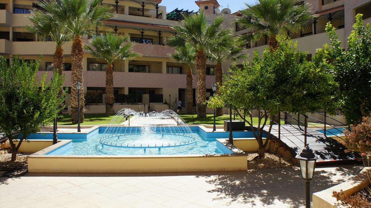 Townhouse Queens Gardens Paphos Cameră foto